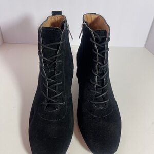 EUC Madewell Emilia Black Lace Up Suede Boots size 8